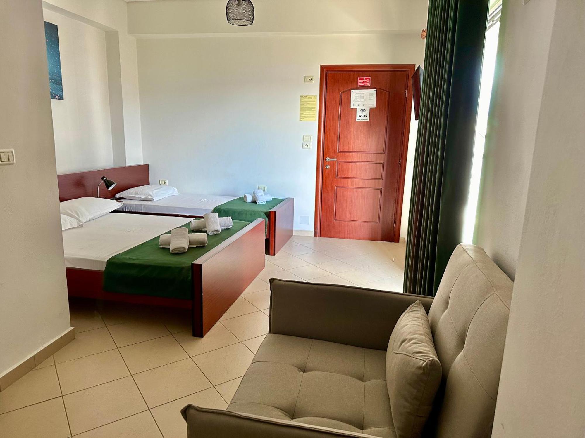Bliss Hotel Ksamil Exterior photo